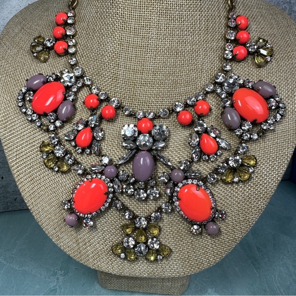 Large J. Crew statement necklace with orange and purple stones bib style - Picture 5 of 5